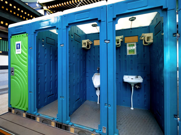 Best Portable bathroom rental  in Highland, IN